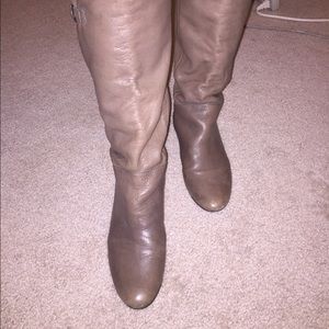Beautiful gray Intyce Steve Madden Boots***REDUCED