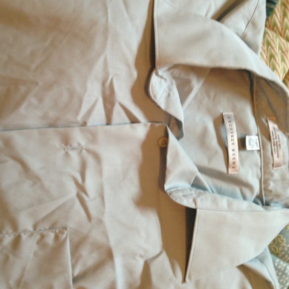 Shirt - Picture 2 of 2