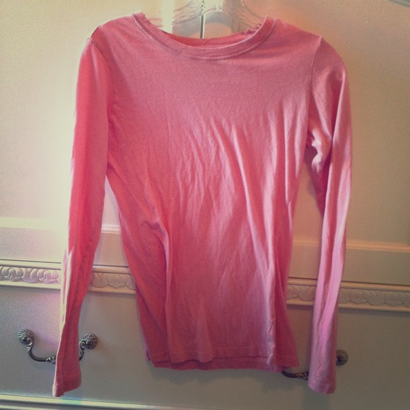 Pink long-sleeved shirt