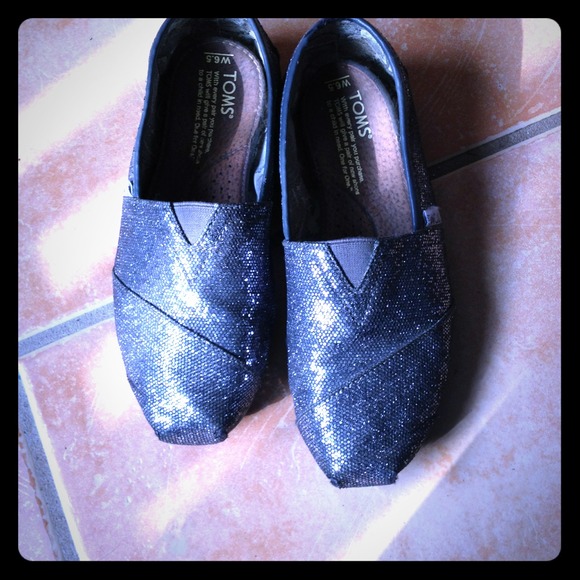 Metallic Toms