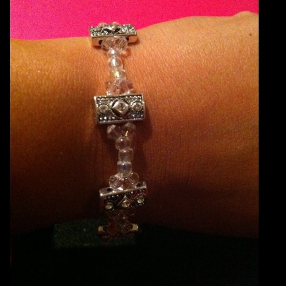 Beaded bracelet - Picture 2 of 2