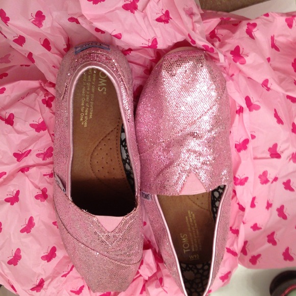Pink Glitter Toms Traded!!!