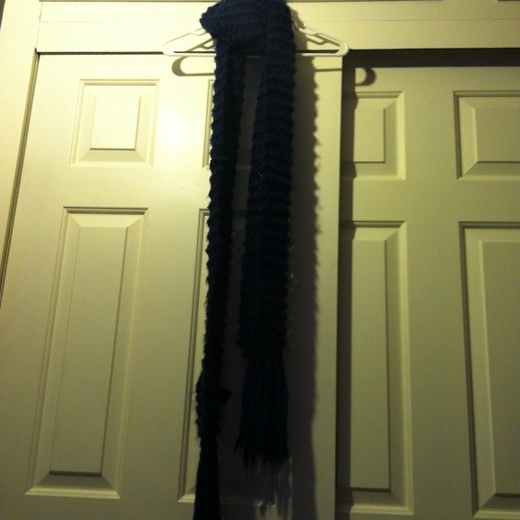 Navy Blue Knit Scarf