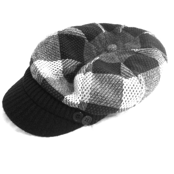 Black and white hat
