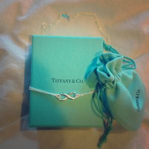 Tiffanys sterling silver infinity necklace