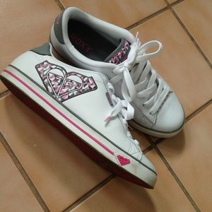 Cute Roxy shoes!