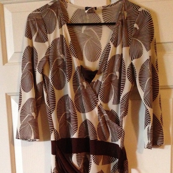 Sold in bundle Brown  and cream dress