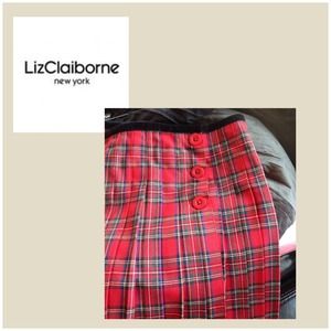 🌹Liz Claiborne LizSport plaid mini-kilt.