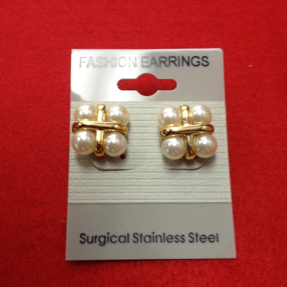 SOLD!!!💍Pearl Bead Earring💍