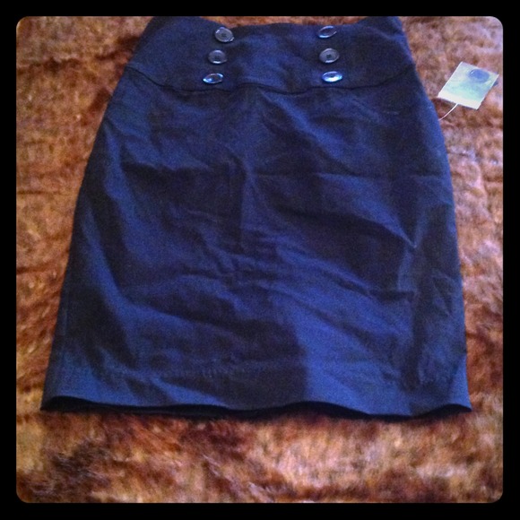 NWT black pencil skirt