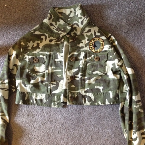 military crop jacket - Picture 2 of 4