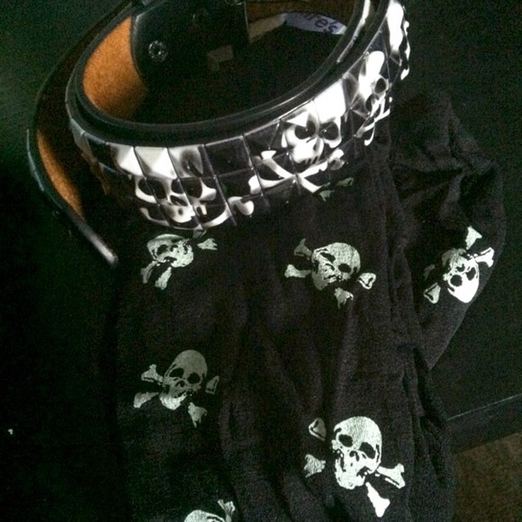 Skull Bundle - Picture 1 of 3