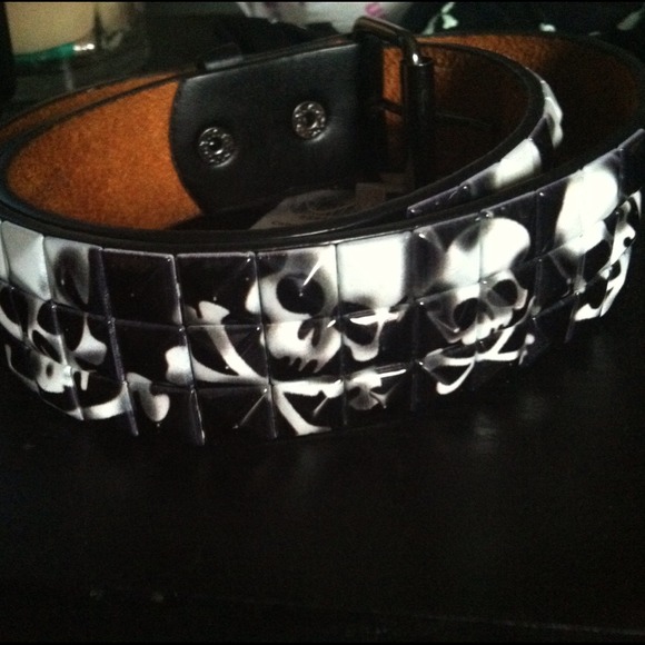 Skull Bundle - Picture 2 of 3