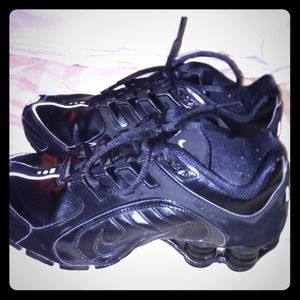 PRICE REDUCED! Nike Shox
