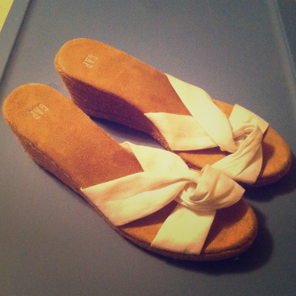 Comfy WEDGES!