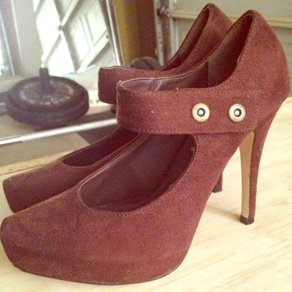 Cute suede-like material brown heels - Picture 1 of 4