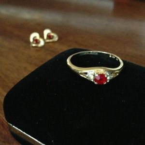 💋SOLD💋Gold-plated ruby & diamond set.