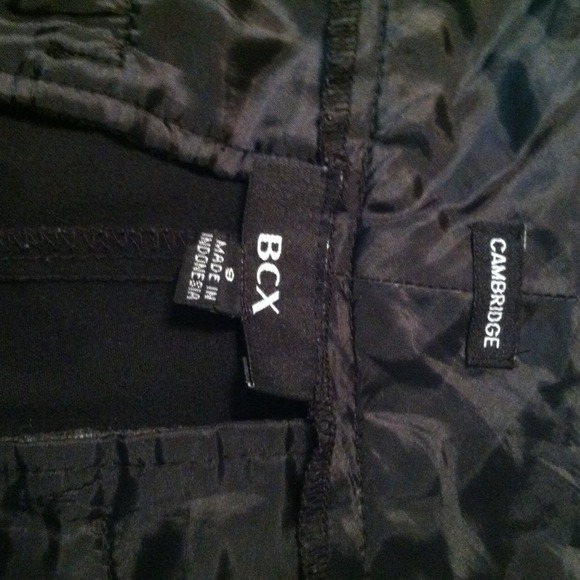 π«Soldπ« - Picture 4 of 4