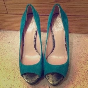 REDUCE🔸NEW🔸Vince Camuto Heels