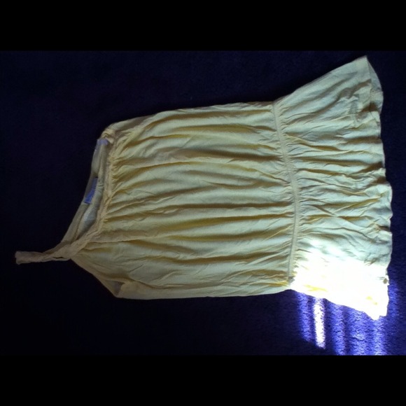 Bright sun yellow top