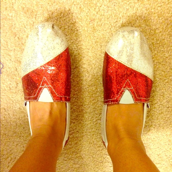 Limited Edition Toms!