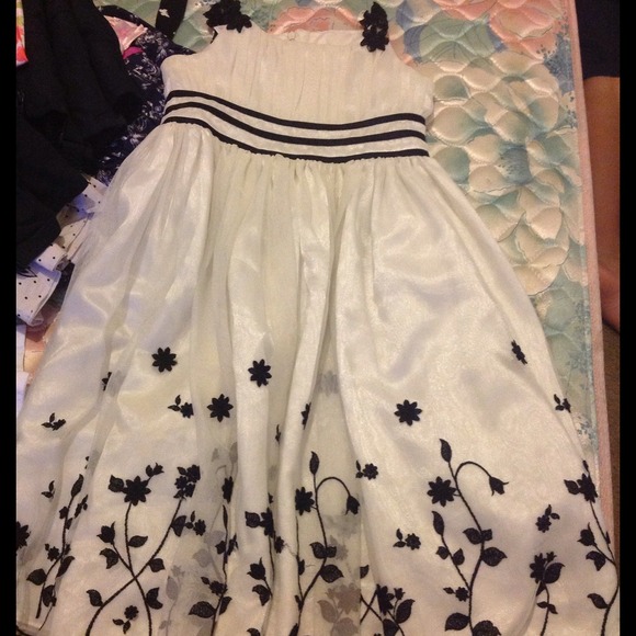 Ivory dress for girls, beautiful