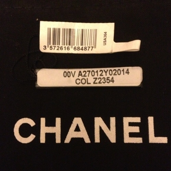 Authentic Chanel pearl long necklace - Picture 2 of 4
