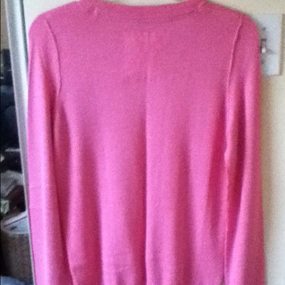 🚫SOLD🚫Pink vs sweater! 🎀 - Picture 2 of 3