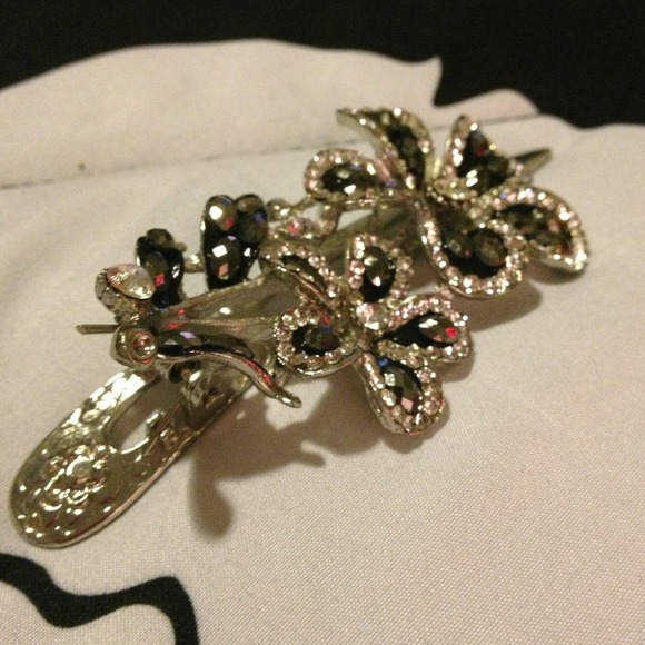 Gorgeous hair clip!!! - Picture 2 of 4