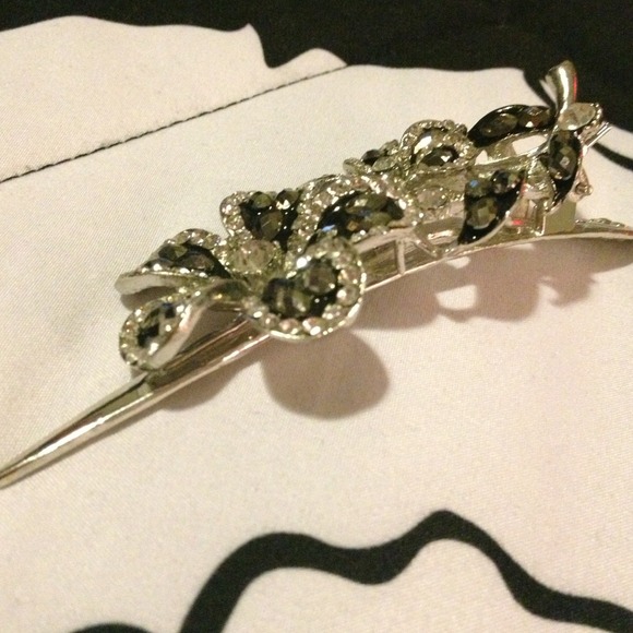 Gorgeous hair clip!!! - Picture 3 of 4