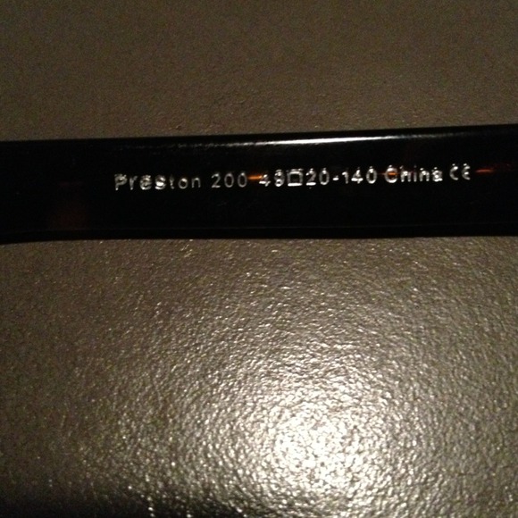 SOLD Warby Parker Preston tortoise - Picture 3 of 4