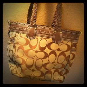 Very Cute Coach Bag 💋