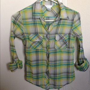 Kirra Button- down top