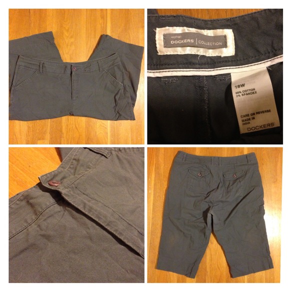 Dockers blue capris sz 18W