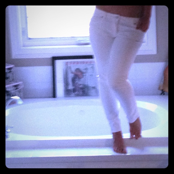 LOFT Denim - REDUCED...Loft white ankle straight jeans.