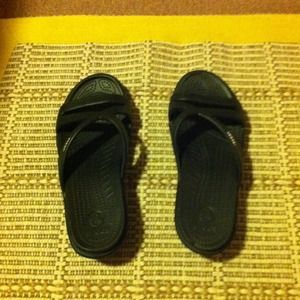 Crocs black wedges