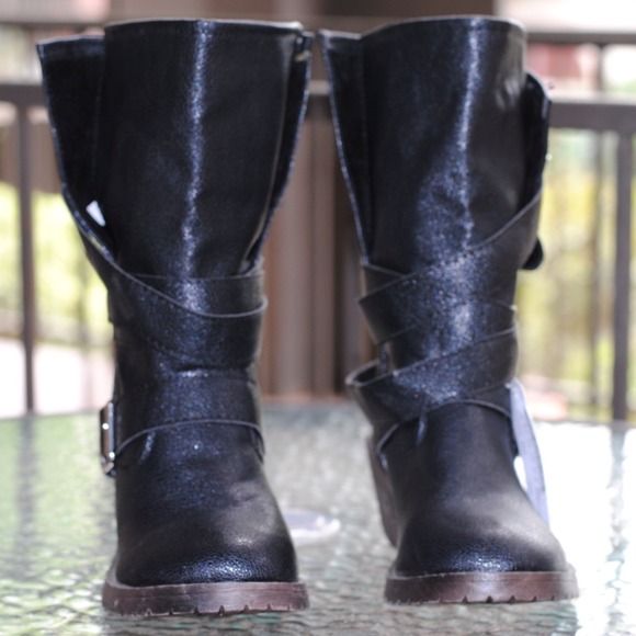 ❌SOLD ❌ Black combat booties - Picture 2 of 4