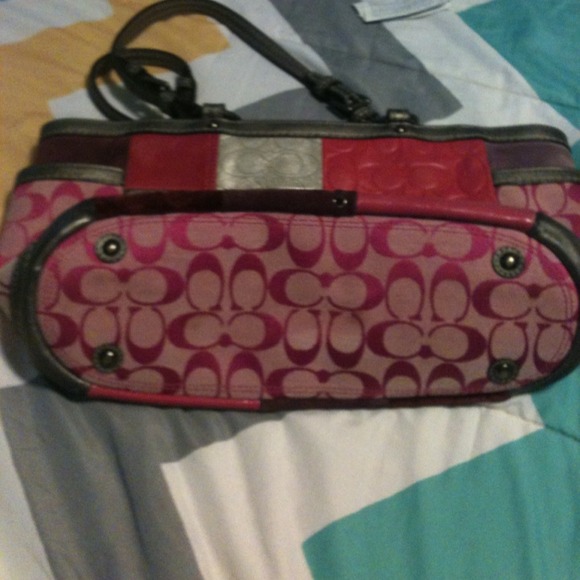 Fuchsia patchwork tote! - Picture 3 of 3