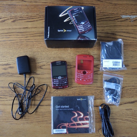 ❗❗SOLD❗❗Sprint Red Blackberry Curve 8330