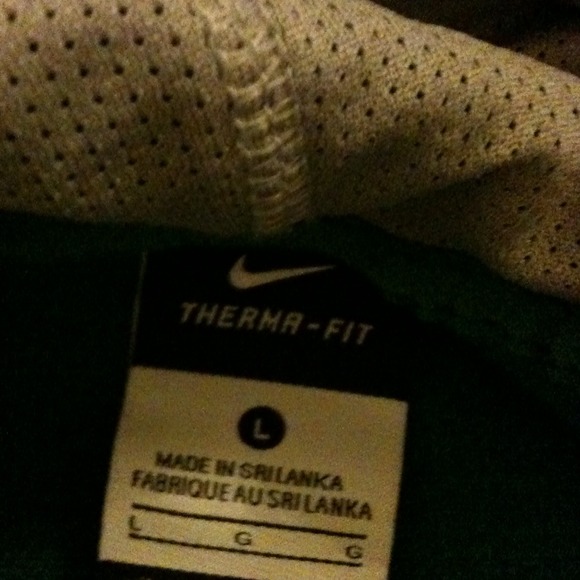 NWOT Therma-Fit NIKE Jacket - Picture 3 of 5