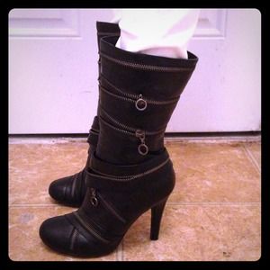 Paprika Zipper High Heel Boots Edgy & Stylish Sz 7