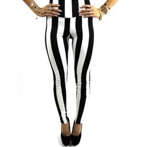 ❌sold on vinted❌ striped leggings