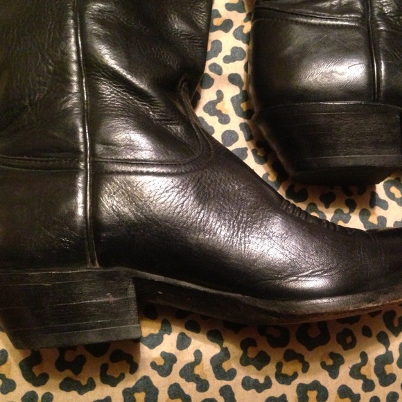 Women Tony Lama Cowboy Boots - Picture 2 of 3