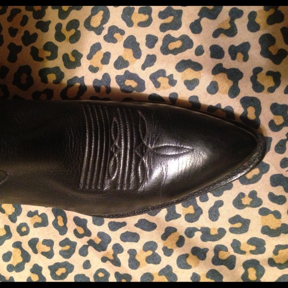 Women Tony Lama Cowboy Boots - Picture 3 of 3