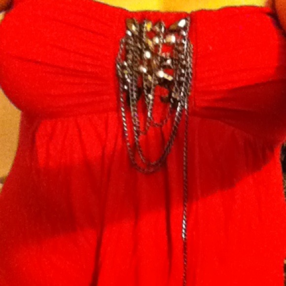 Red strapless top - Picture 3 of 3