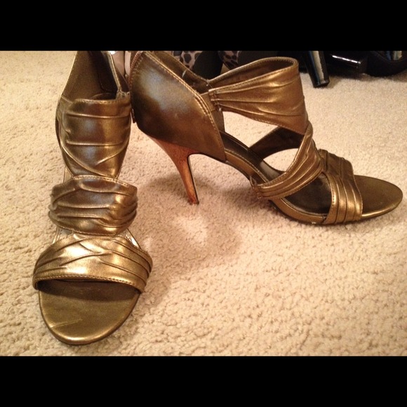 Heels size 10