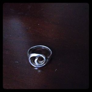 Swirly sterling silver ring!