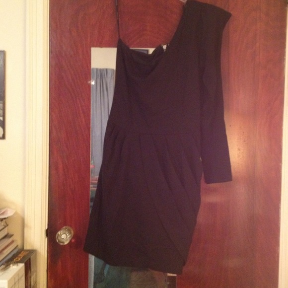 SOLD 👗👗👗👗