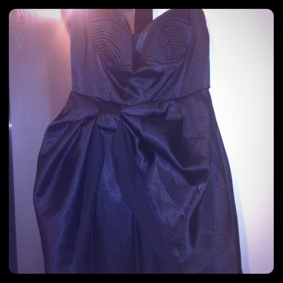 ***Black strapless dress***