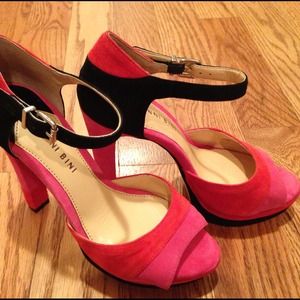 REDUCED!!!Gianni Bini Red and Pink Heels!